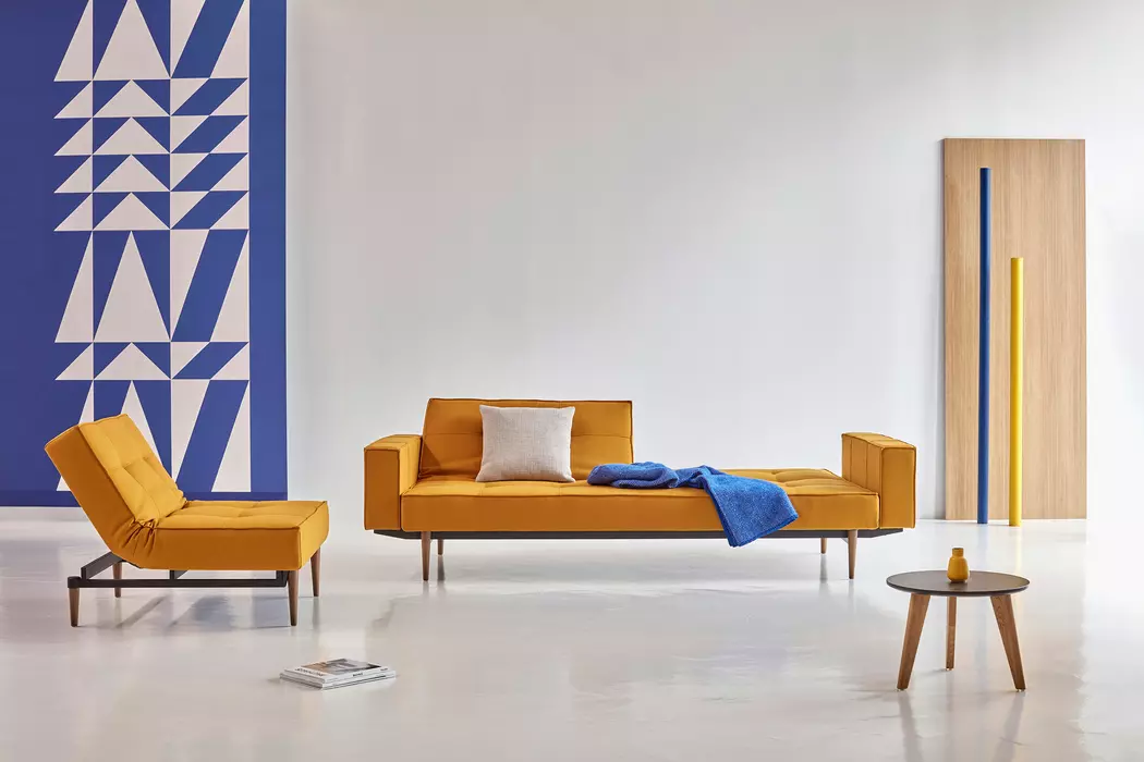 Schlafsofa mit Armlehnen Splitback Styletto dunkel