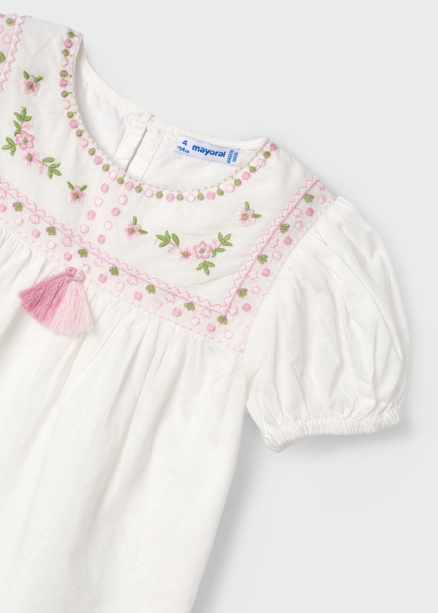 Blusa bordada infantil Better Cotton, cor cru-rosado