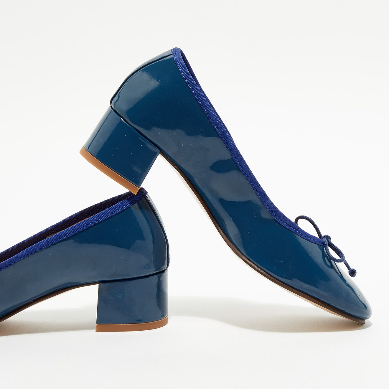 Quartier Latin Ballerines trotters en Cuir verni Diane bleu marine - Talon 4 cm