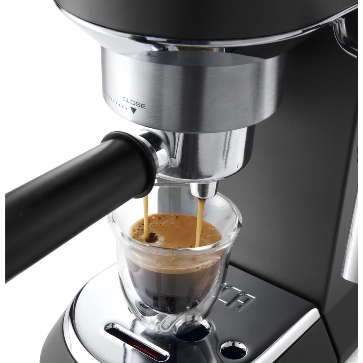Espressomaskin EC685 Svart