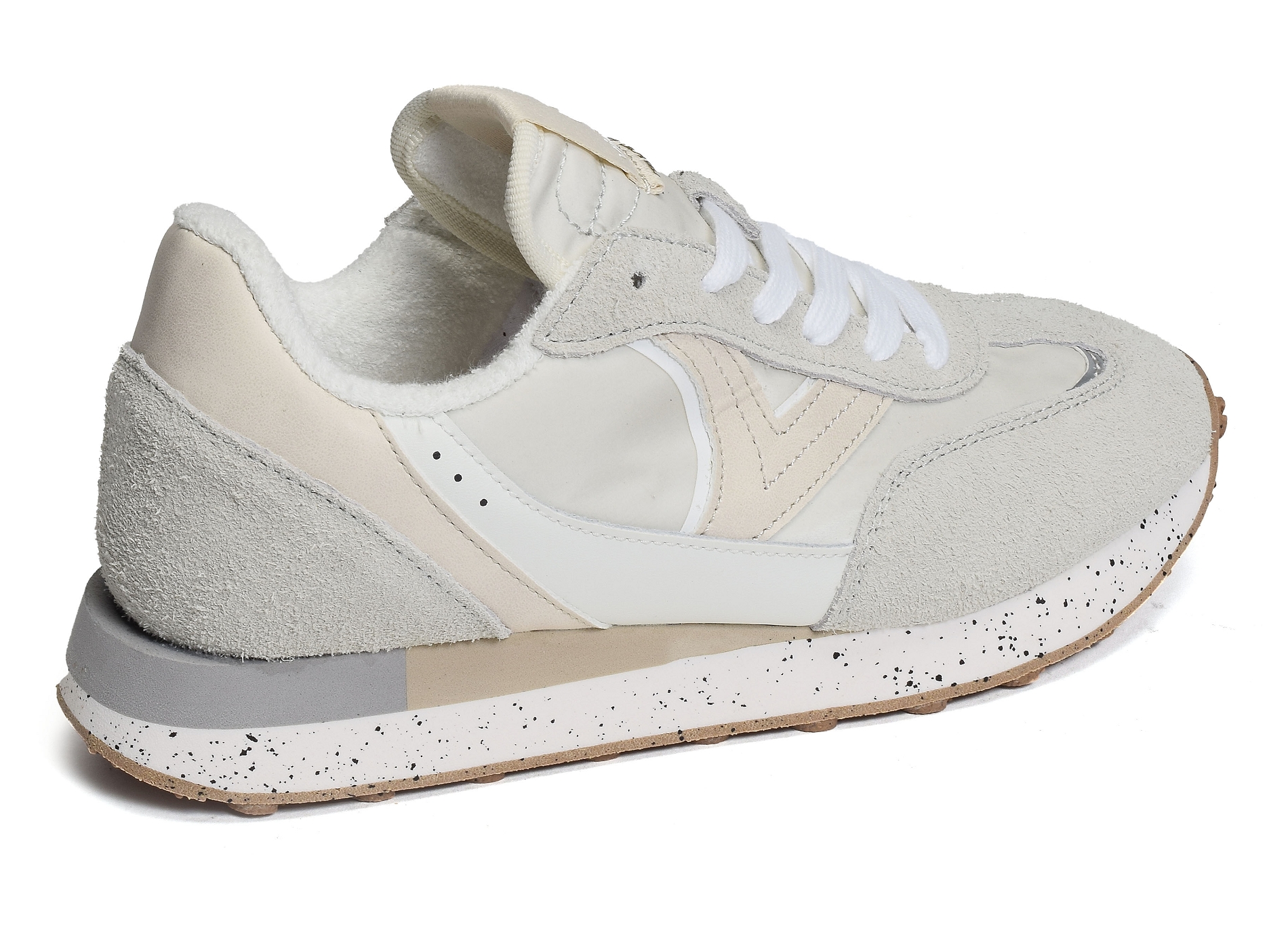 1136101 beige