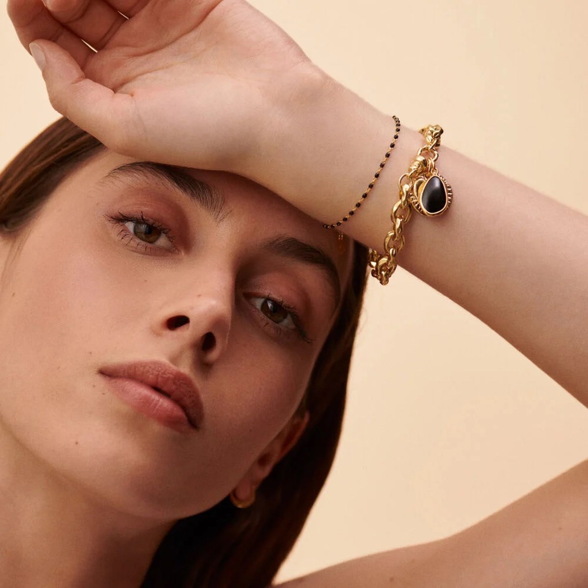 Bracelet Agatha Smarty doré perles émail noir