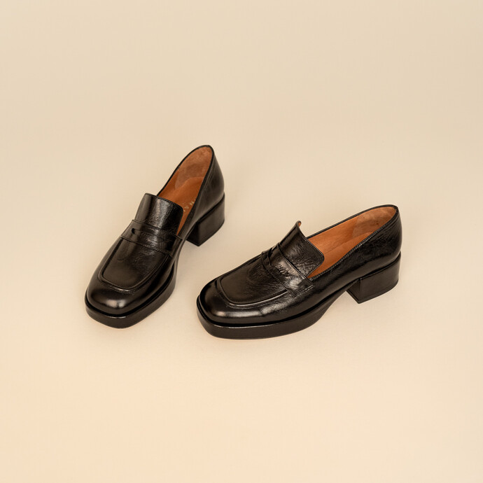 Mocassins à plateformes  en cuir vieilli noir