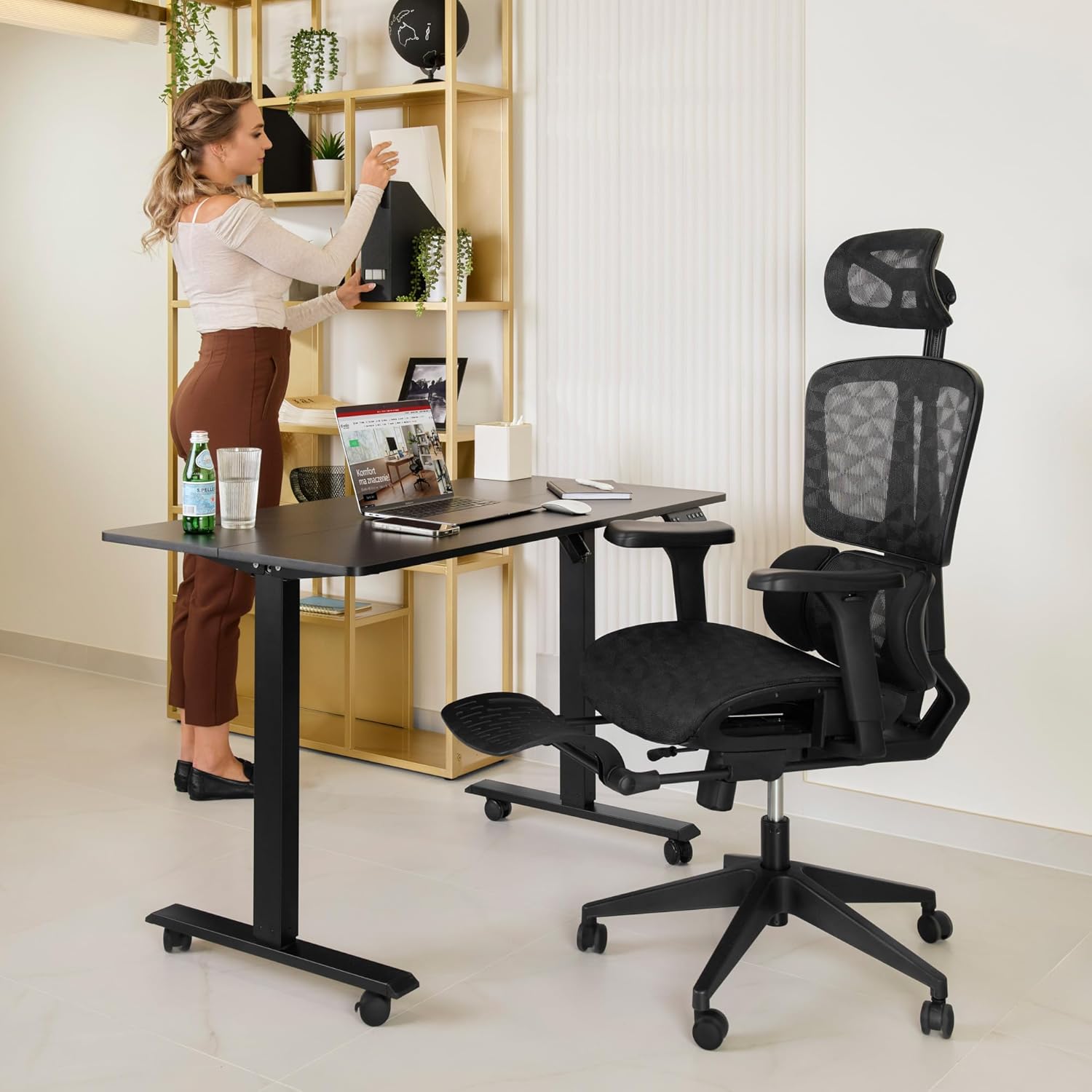 di volio Bürostuhl Romalo – ergonomischer Schreibtischstuhl mit Kopfstütze & Fußstütze, atmungsaktives Mesh, schwarz