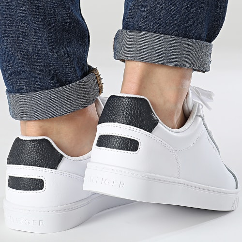 Baskets Femme Essential Cupsole Sneaker 7687 White