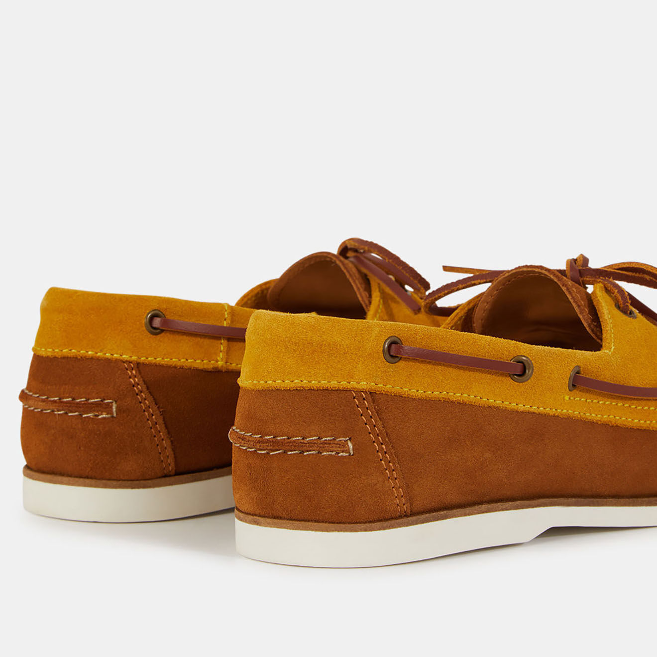 Comptoir GL Chaussures bateau en Velours de Cuir bicolore cognac/Camel