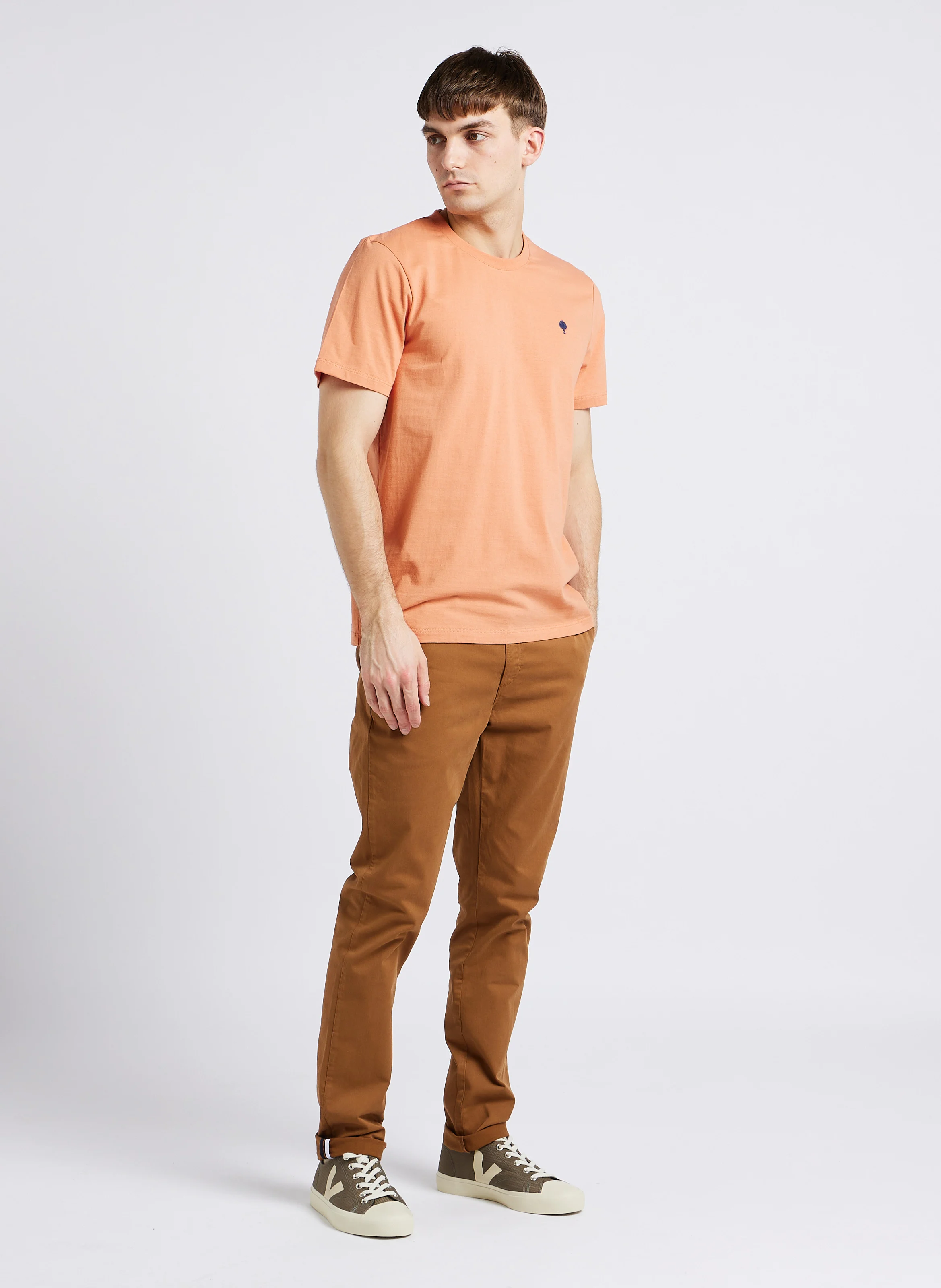 BRIX - Chino slim en coton bio mélangé | Marron