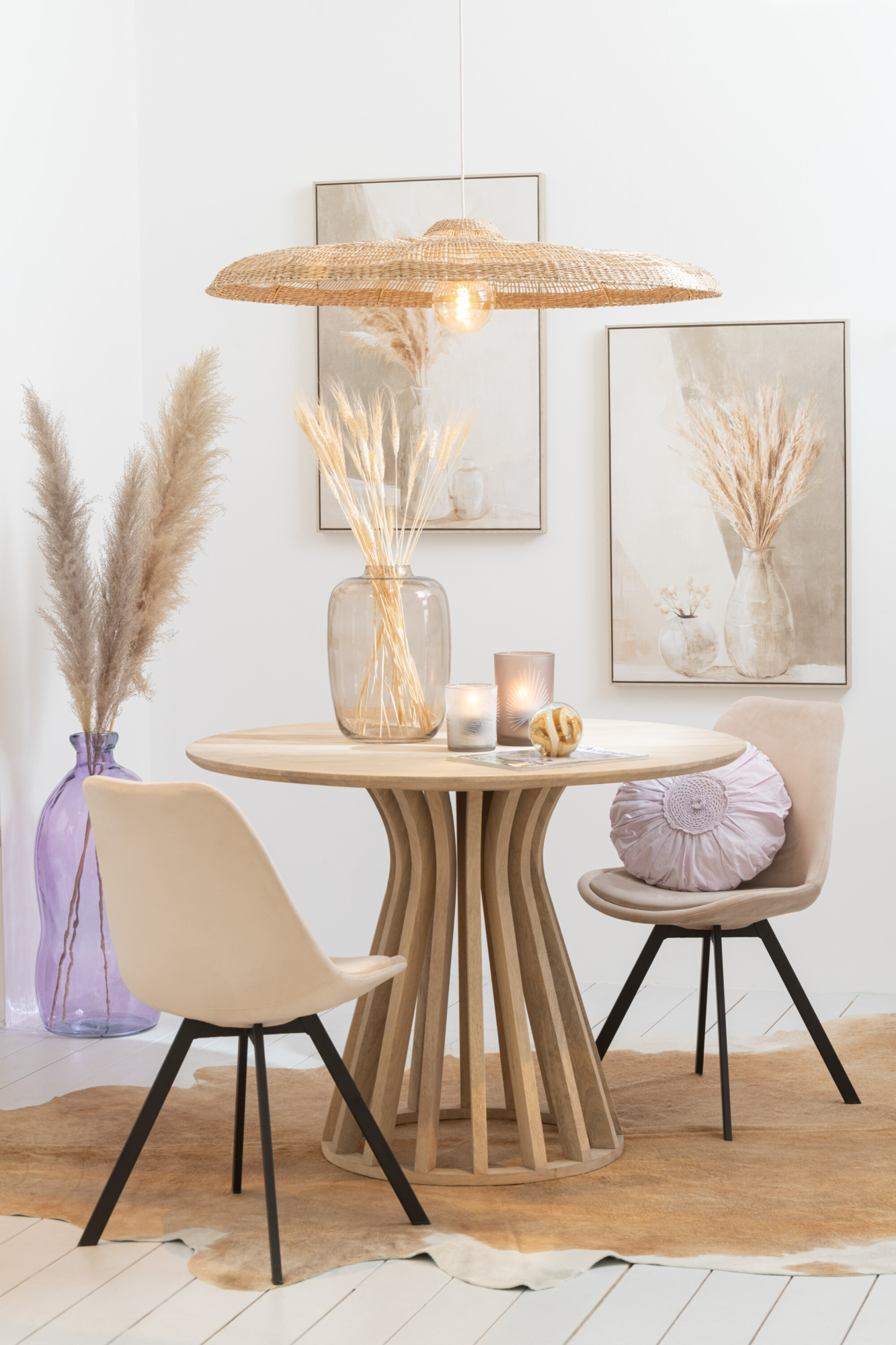 Eettafel Eli beige