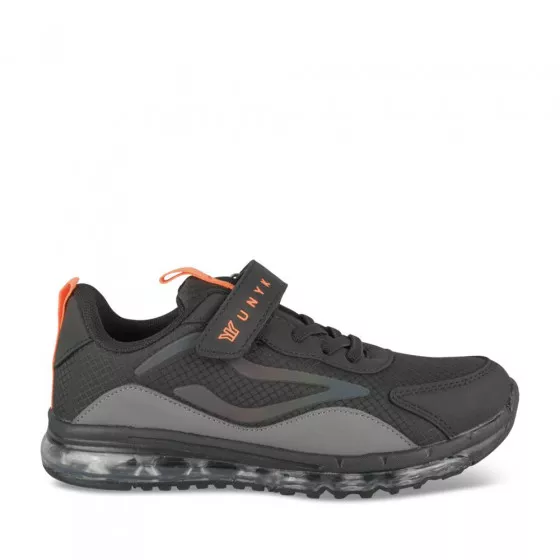 Baskets NOIR UNYK