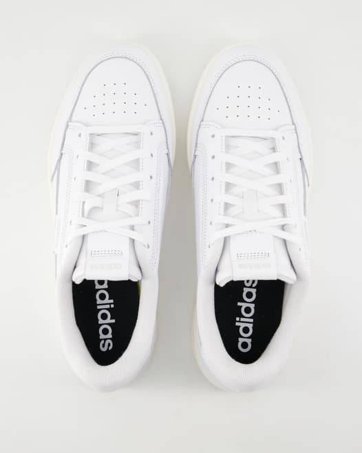 Adidas Aspyre Sportschuhe in Weiß