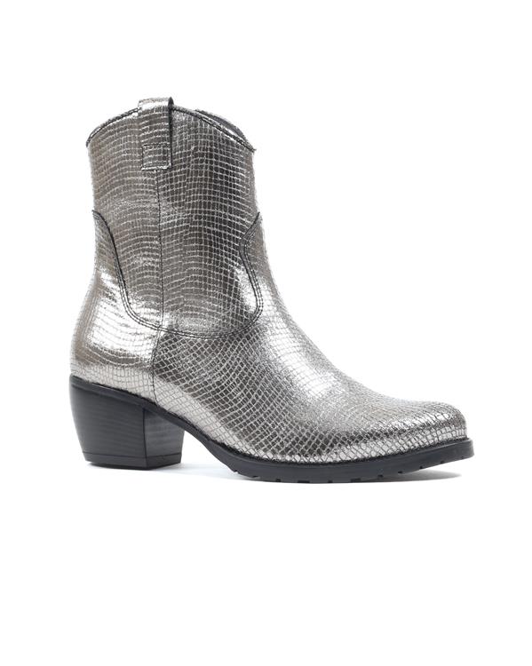 Footnotes 52.001 LaminatoMetallicSilver(7482WijdteK)