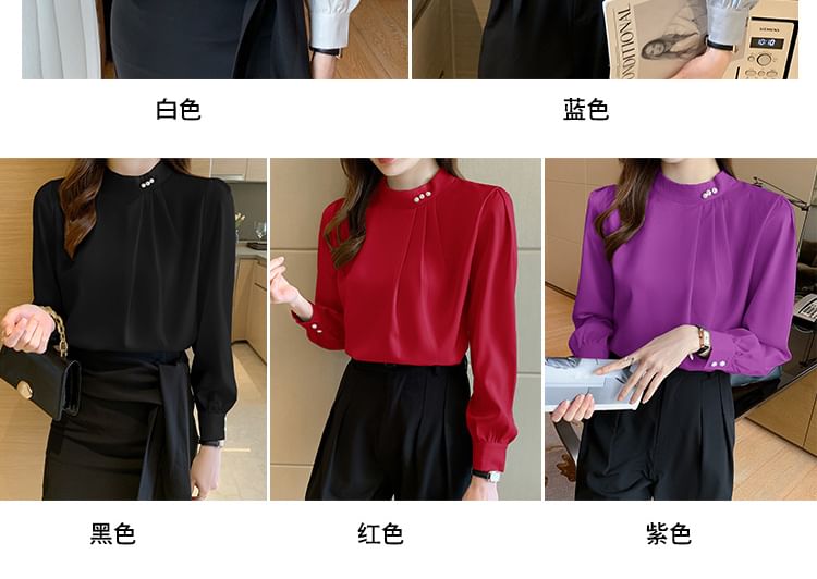 INEN - Blouse met neppe hals en imitatieparels