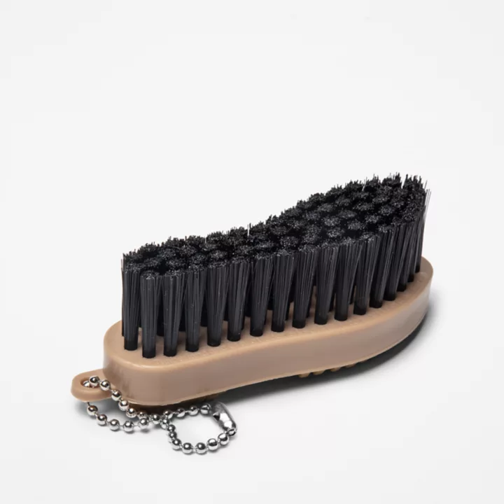 Brosse pour semelle en caoutchouc