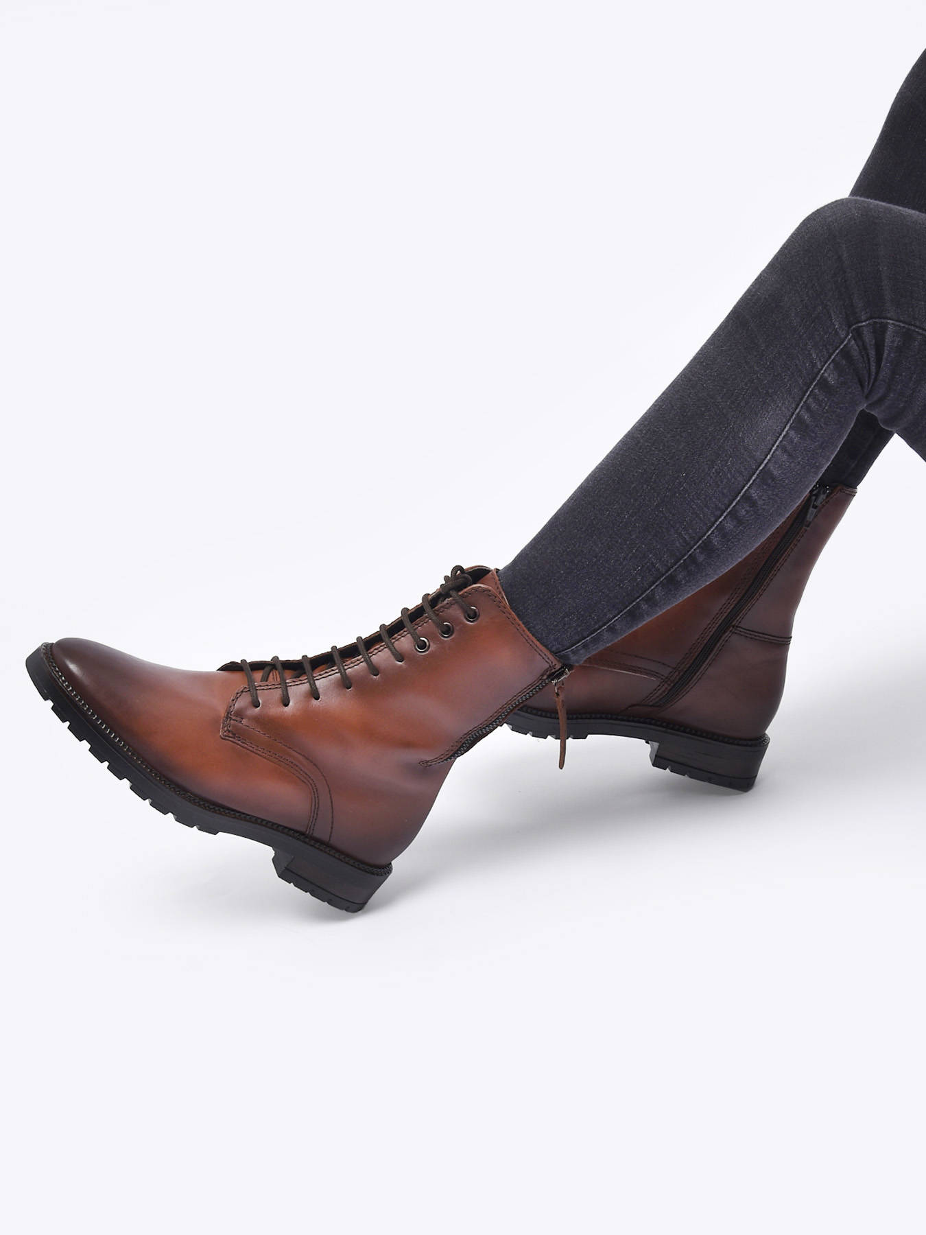 Bottines en cuir en cuir TAMARIS