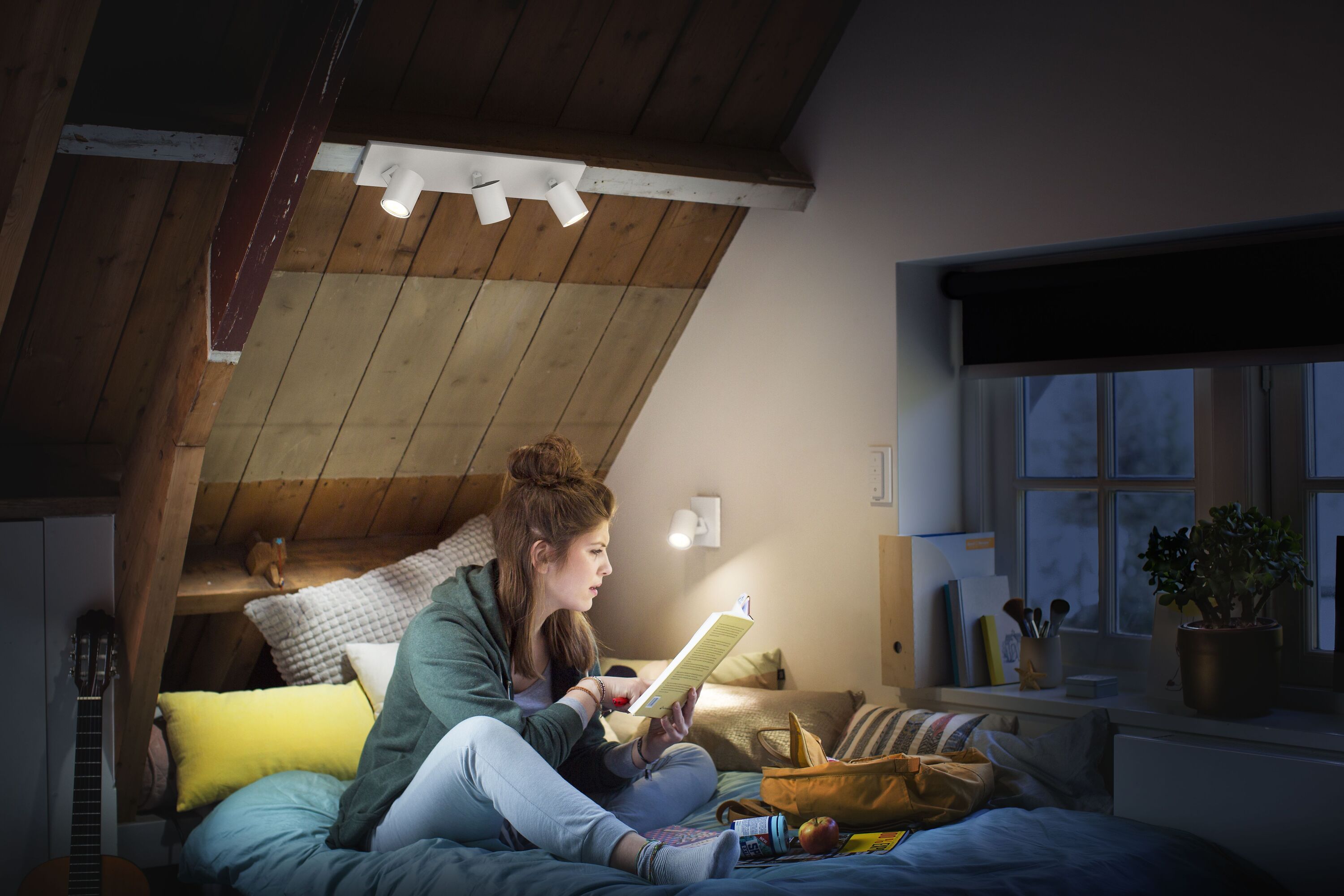 Philips hue RUNNER Spot - Weiss / B: 48.0 cm x T: 8.9 cm x H: 10.9 cm