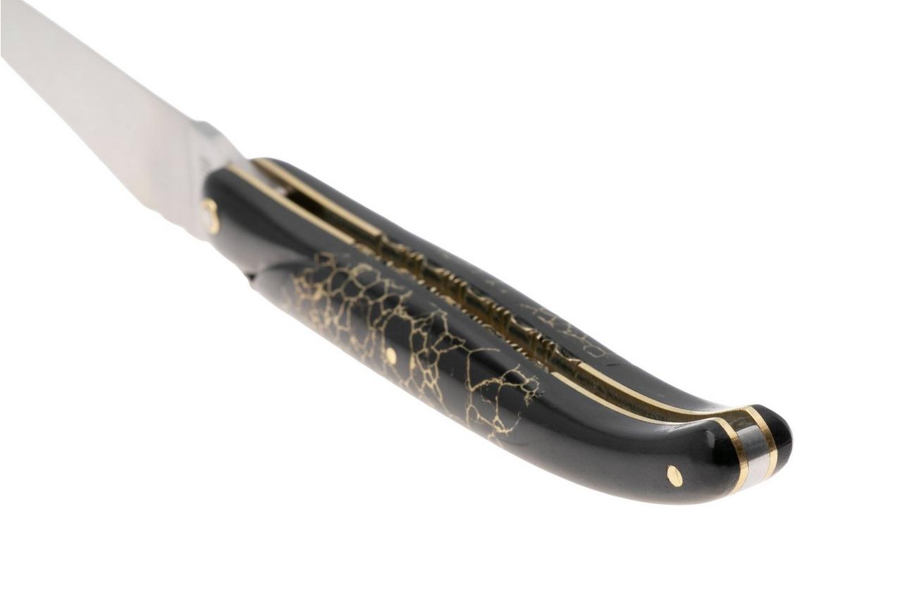 Laguiole en Aubrac Ebony, Onyx Gold Inlay, Handcarved Gold Brass Plates, zakmes, 12 cm