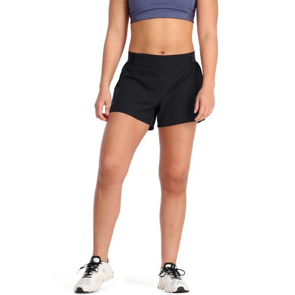 Short running KARI TRAA NORA 2.0 SHORTS 4IN
