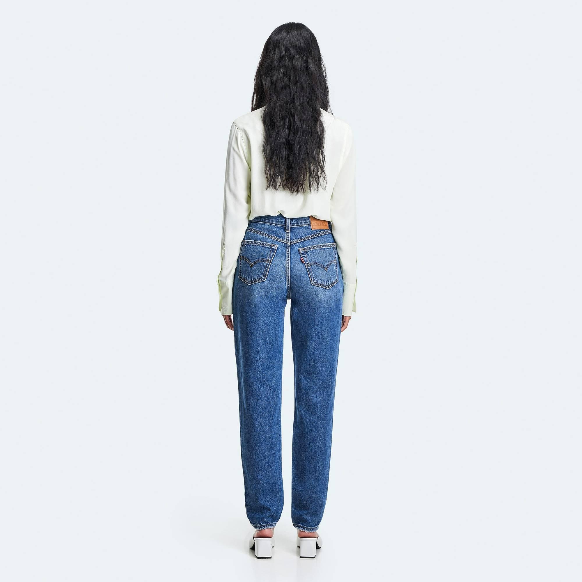 Levis 80s Mom Jeans