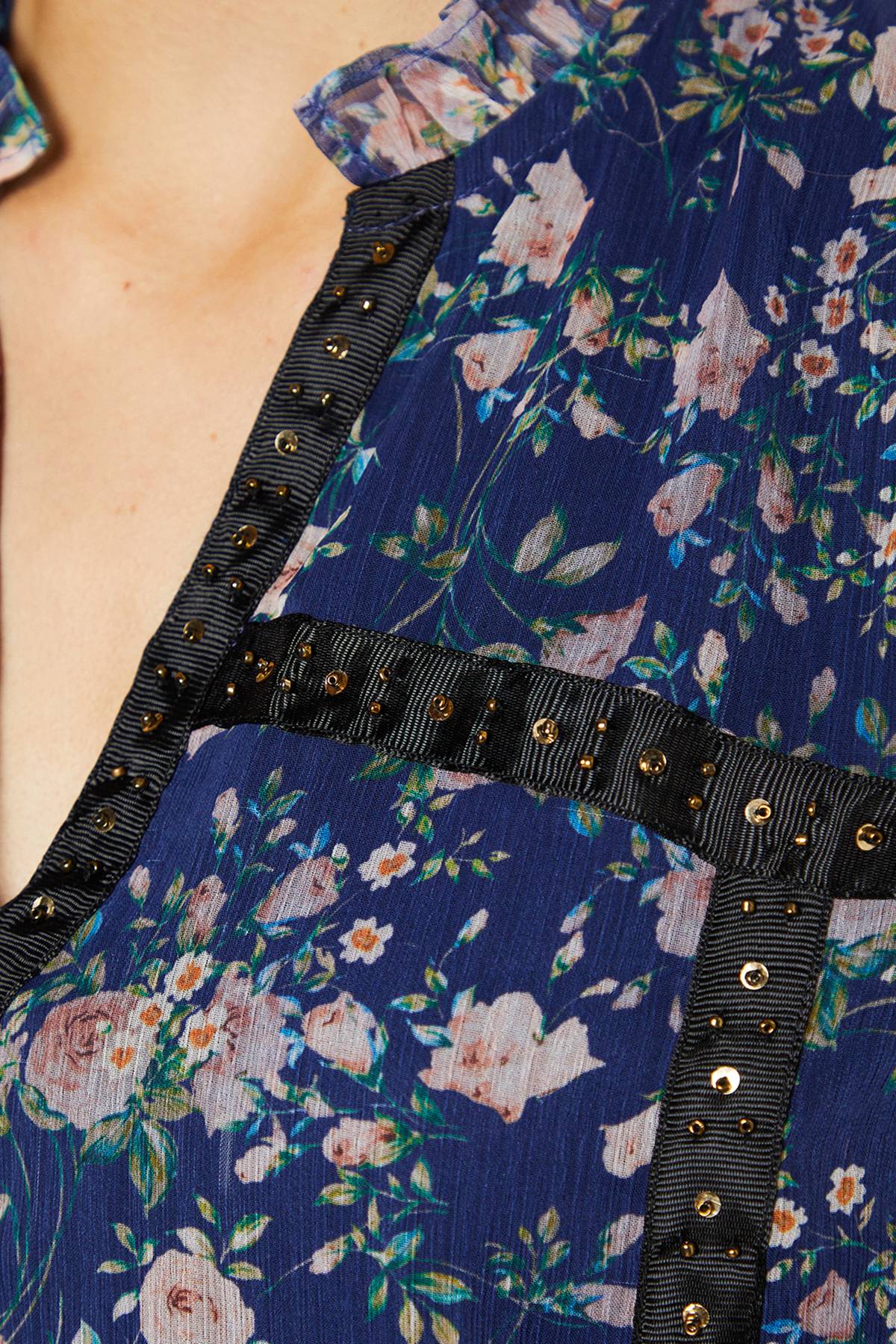 Oasis Robe Mini en Mousseline Florale avec Finitions Brodées à la Main