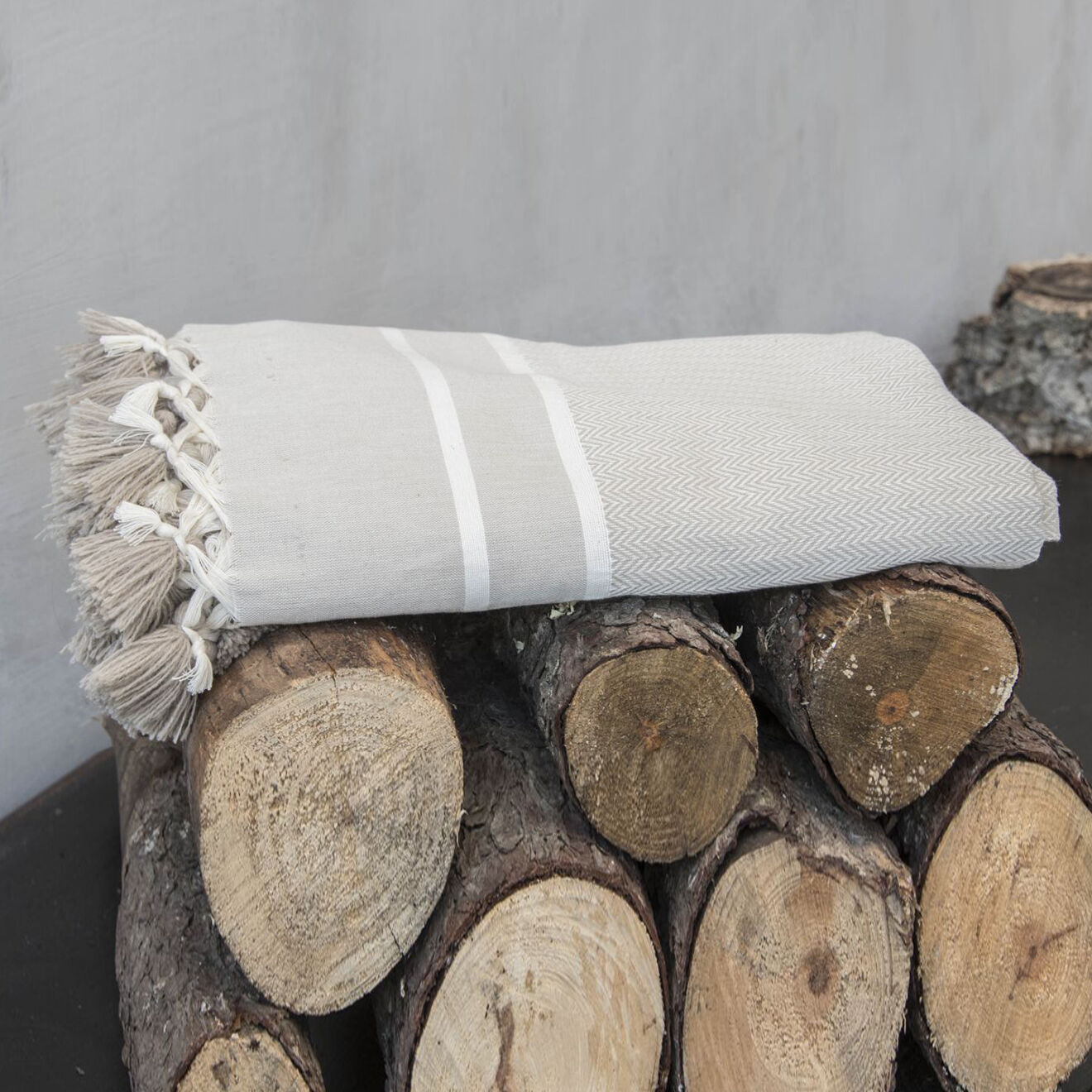 Febronie Home Plaid Stockholm Chevron Pompon Losange taupe clair