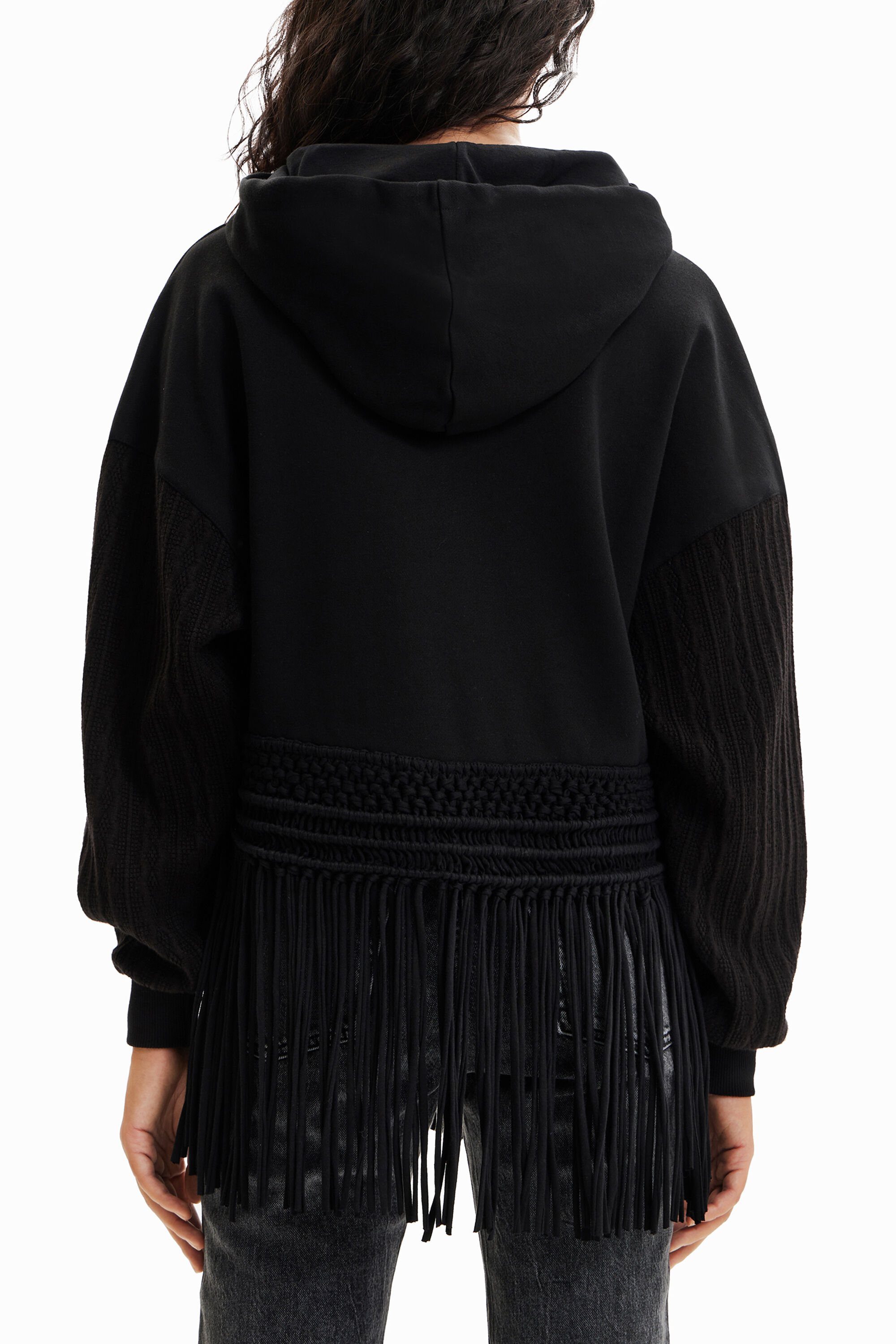 Moletom oversized com franjas