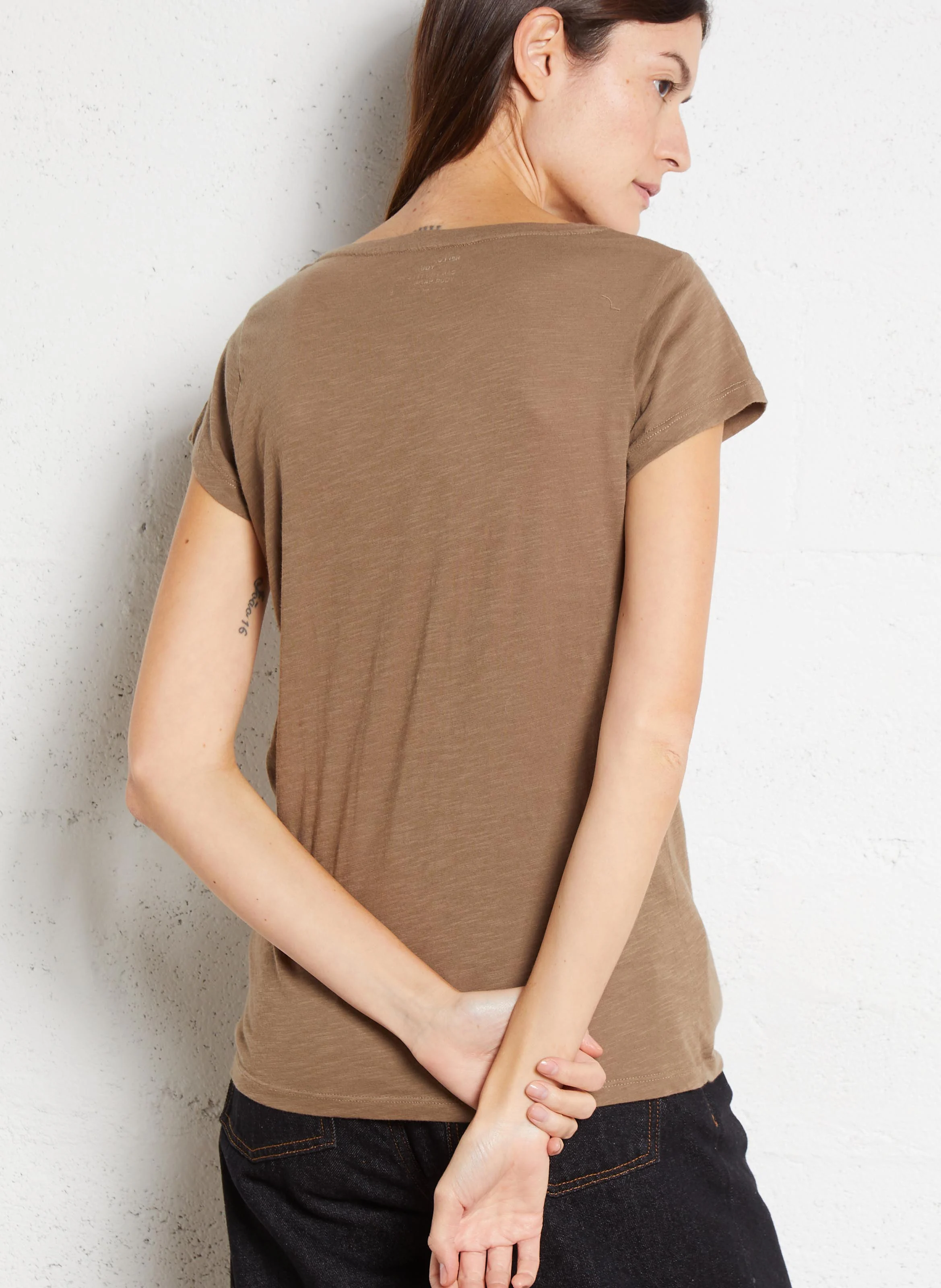 TONTON - Tee-shirt col V imprimé en coton organique | Multicolore