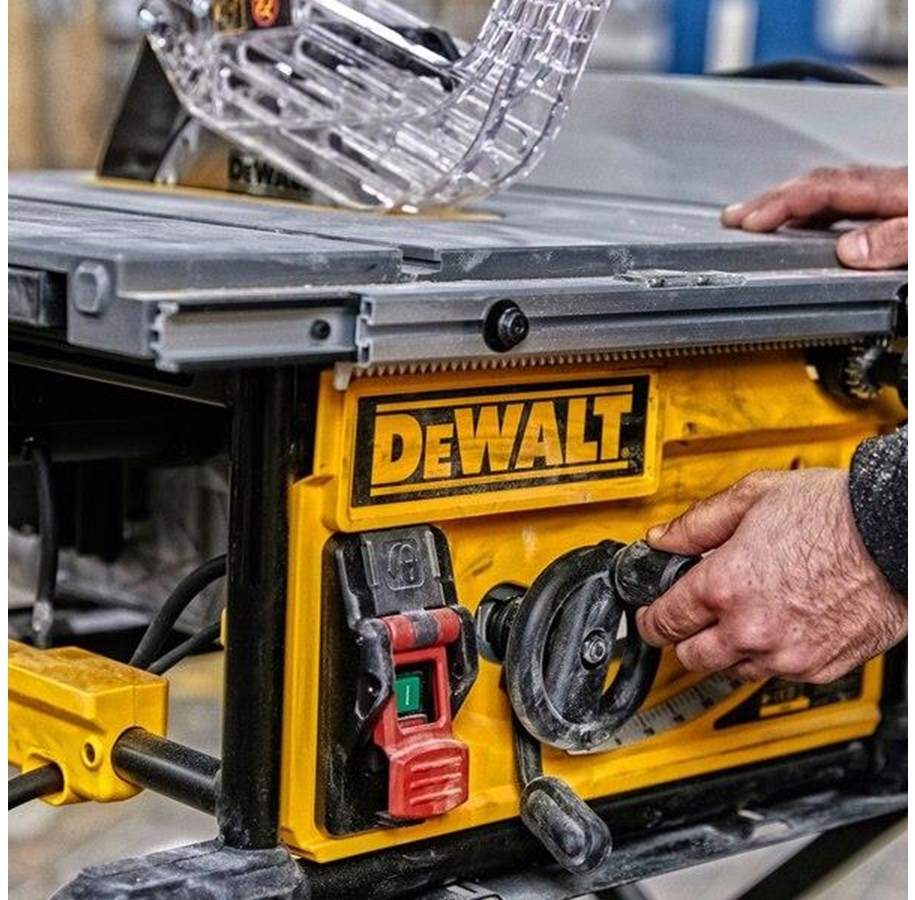 Dewalt DWE7492-QS 250mm Table Saw