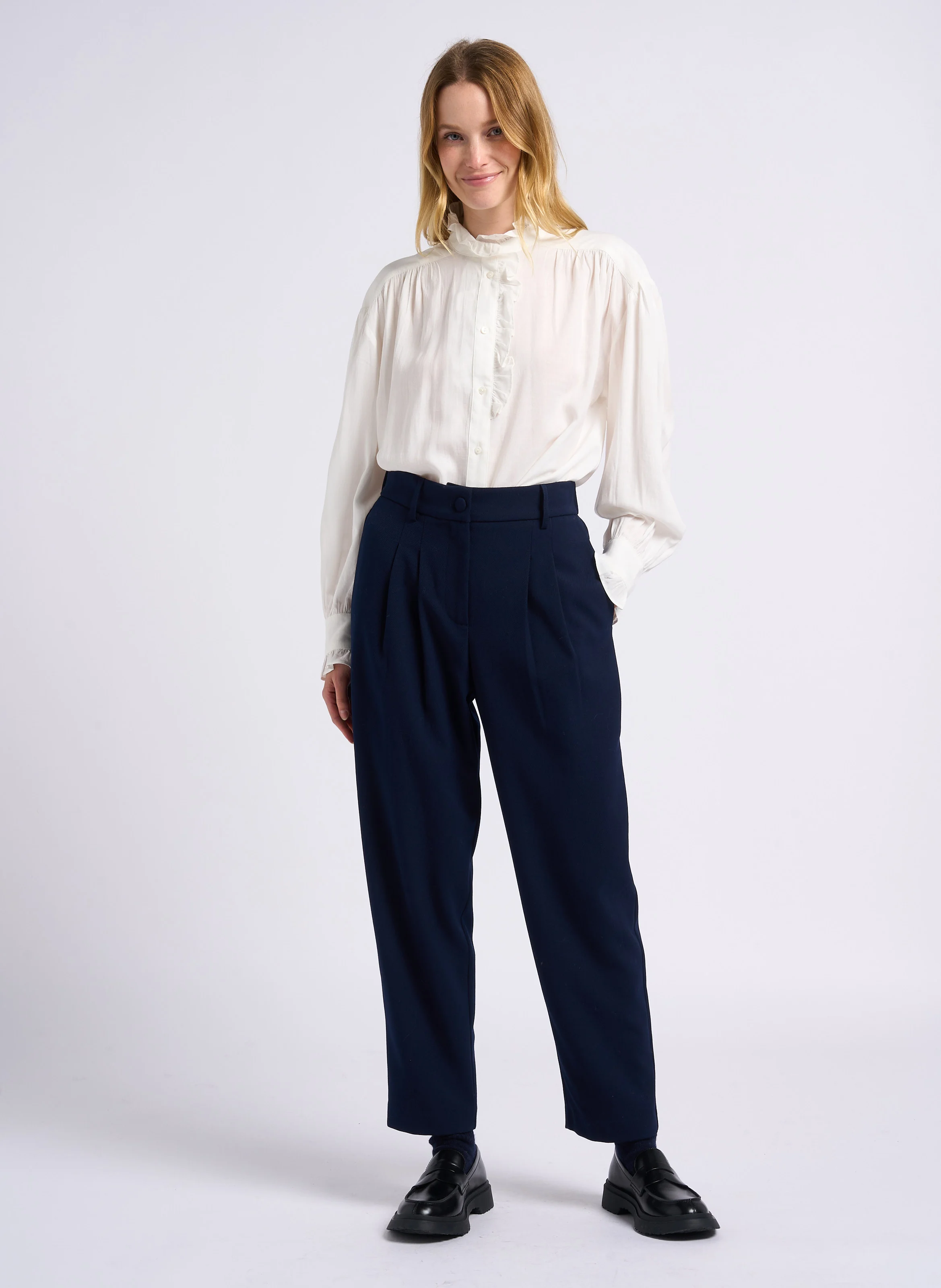 JALIL - Pantalon à pinces taille haute | Bleu