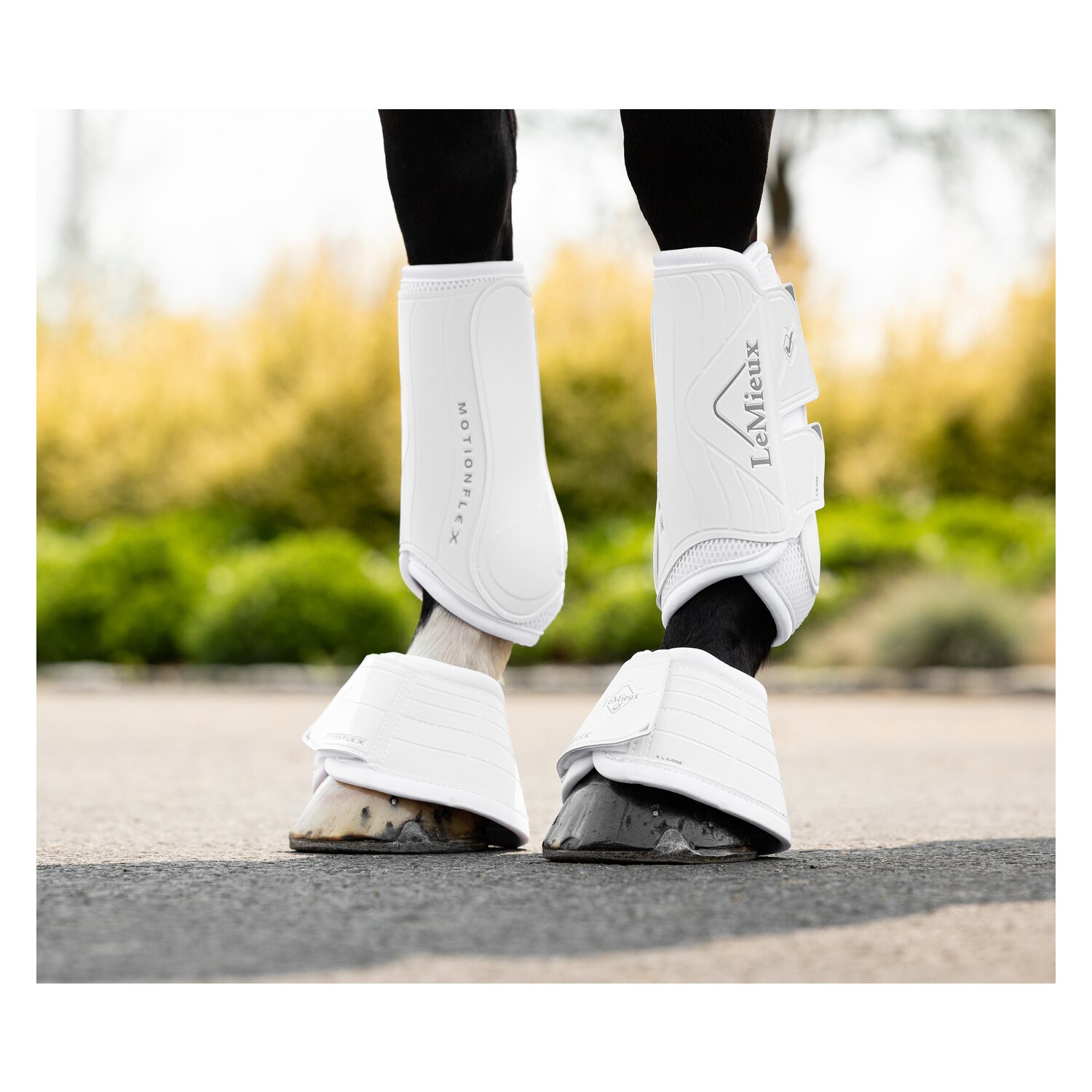 LeMieux Core Hufglocken MotionFlex OverReach V  - white