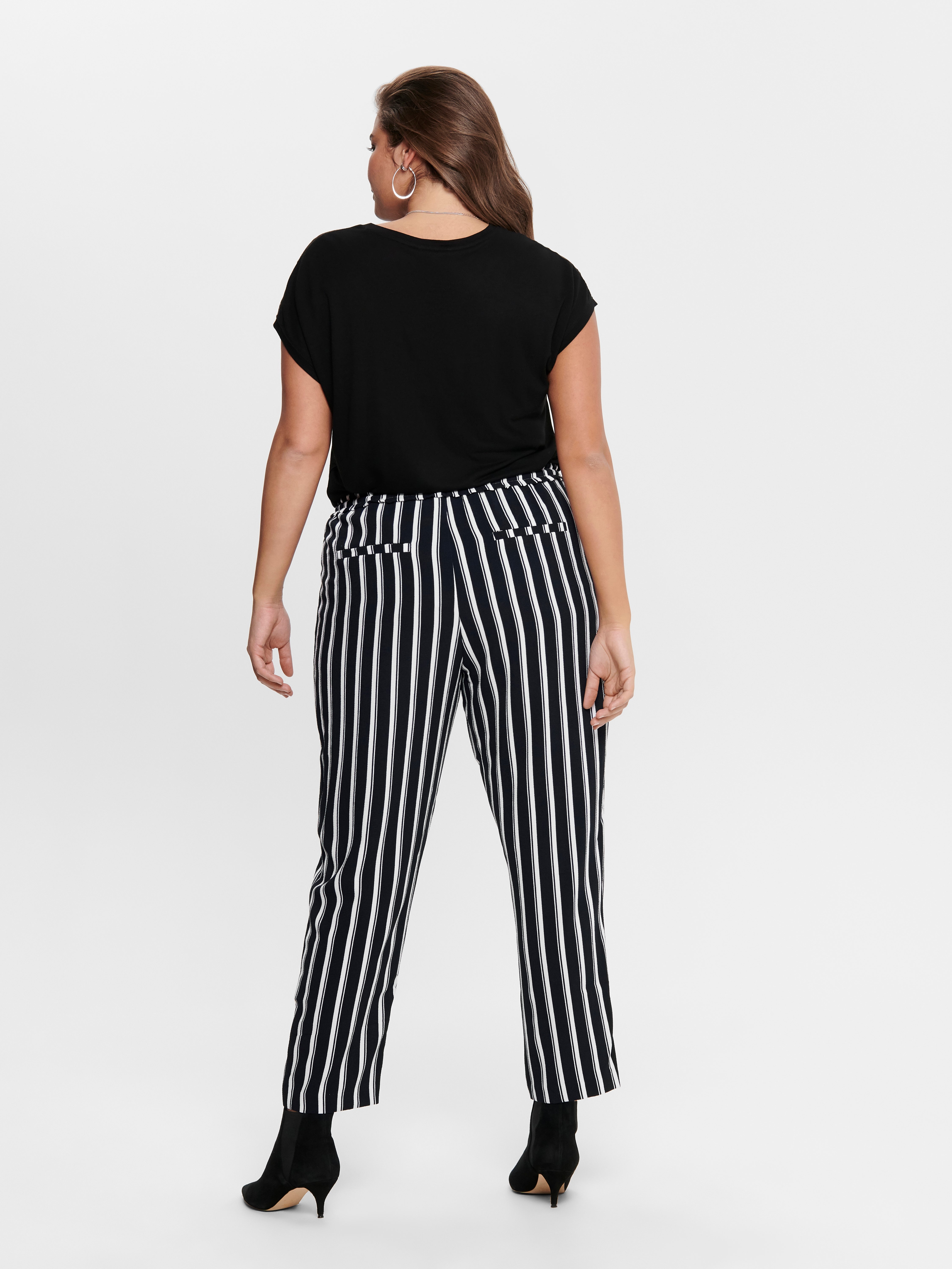 CARFLAKE Top Black
