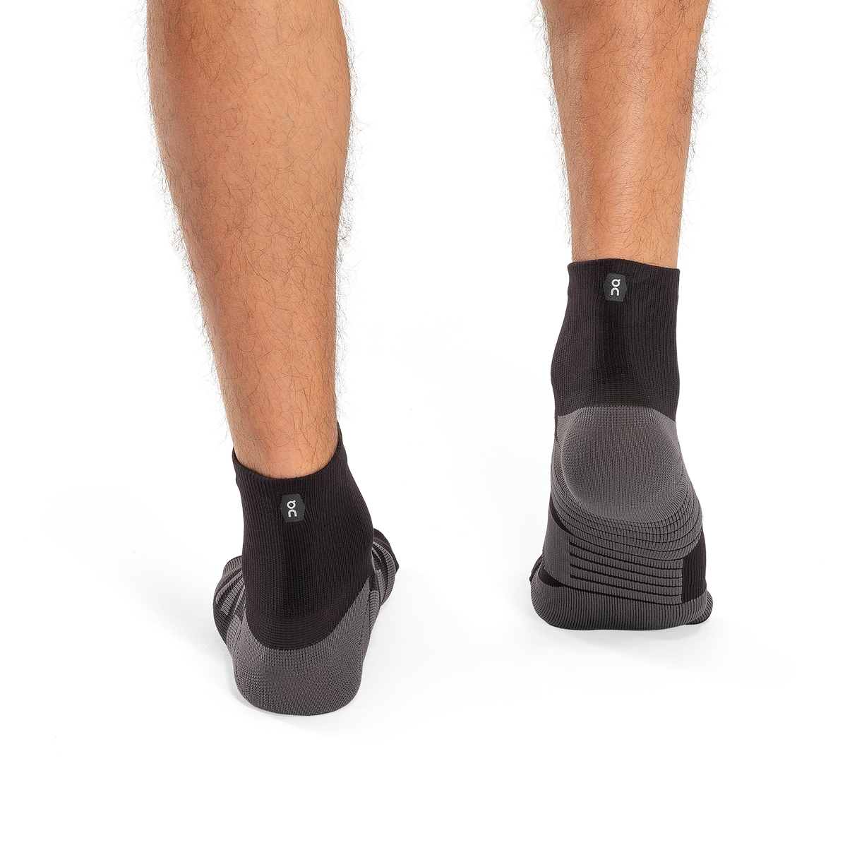 On<br>Performance Mid Sock M