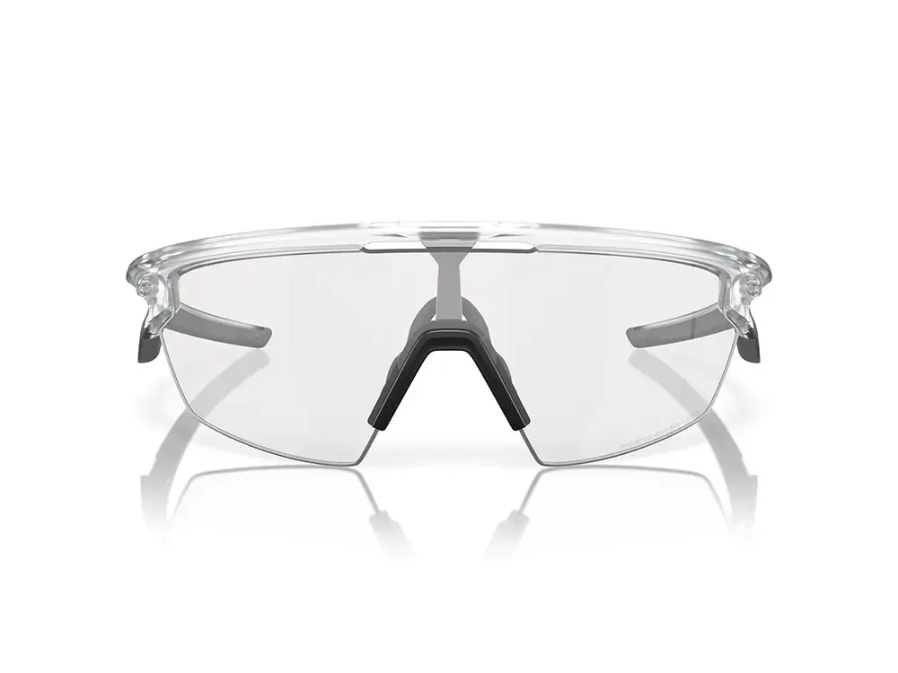 Oakley Sphaera Sport Zonnebril Clear Photochromic Lens Mat Transparant