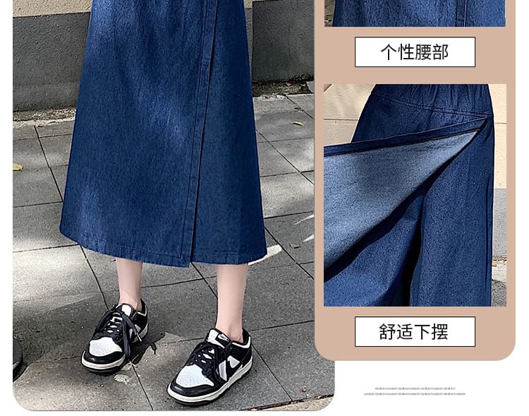 Taragon - Asymmetrische denim capribroek met elastische taille en split