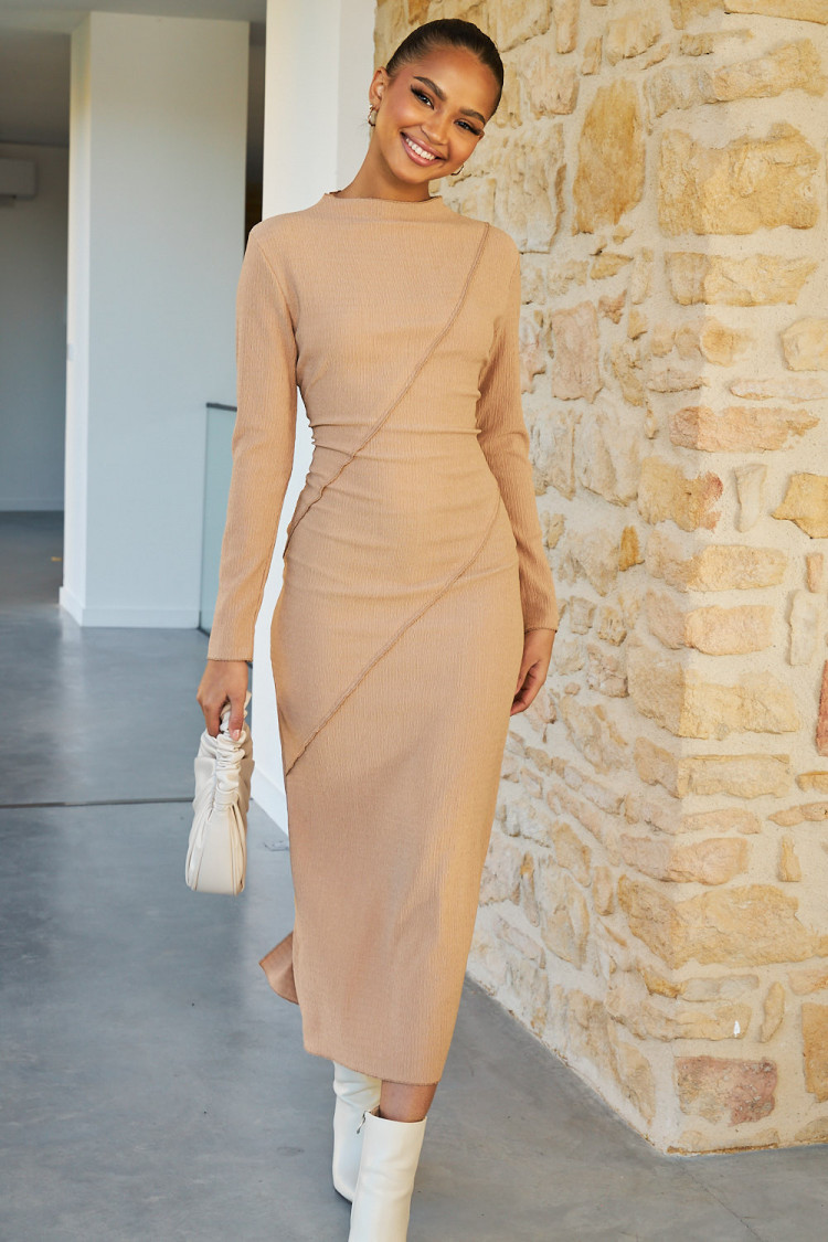 Robe longue texturée beige