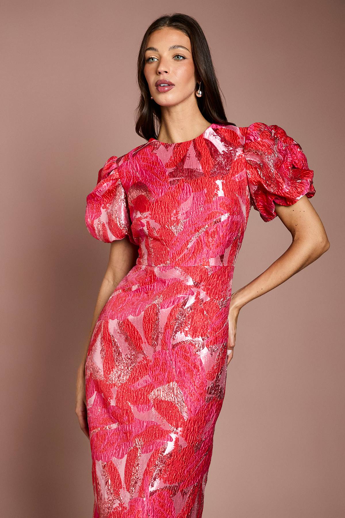 Coast Robe Crayon À Manches Bouffantes En Jacquard Métallisé