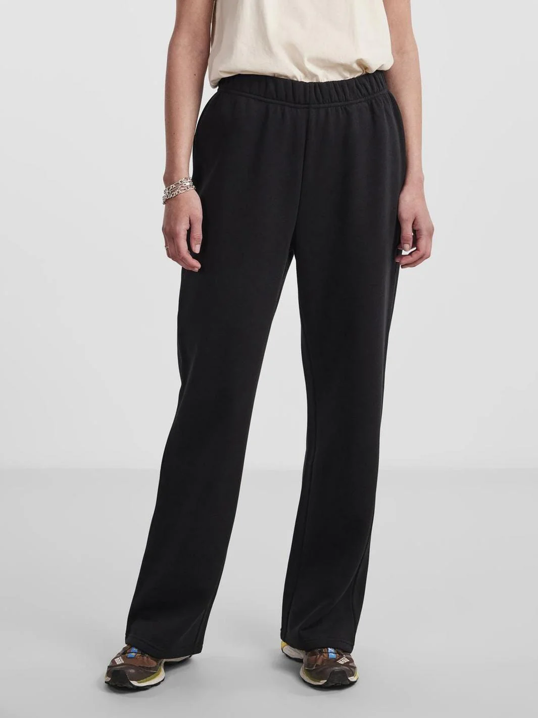 Pieces Pcchilli Wide Sweat Pants 17140745 4265098 black