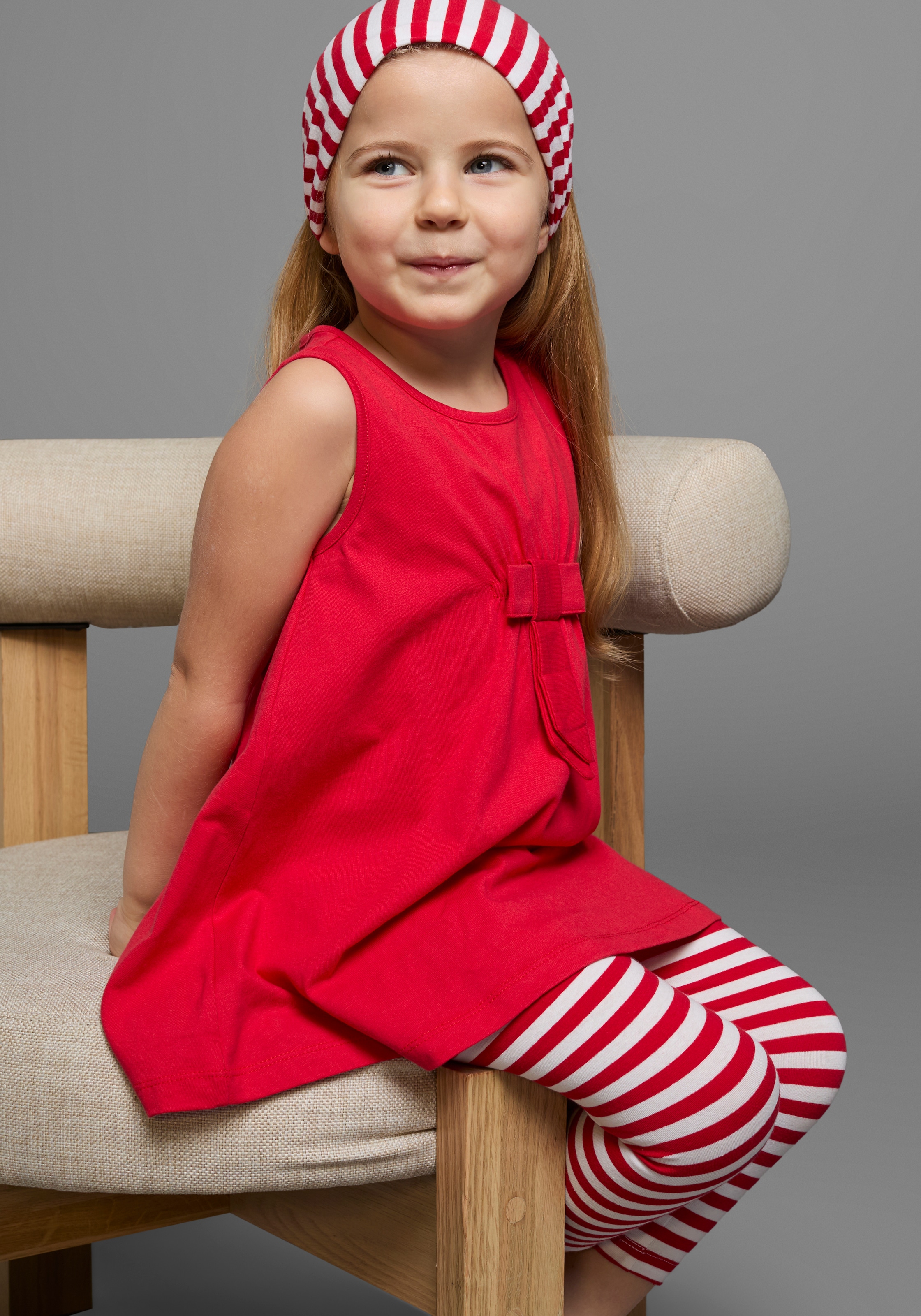 KIDSWORLD Kleid, Leggings & Haarband »3tlg. Set: Kleid, Capri und Haarband geringelt«, 3 Stk. Capri und Haarband maritim geringelt