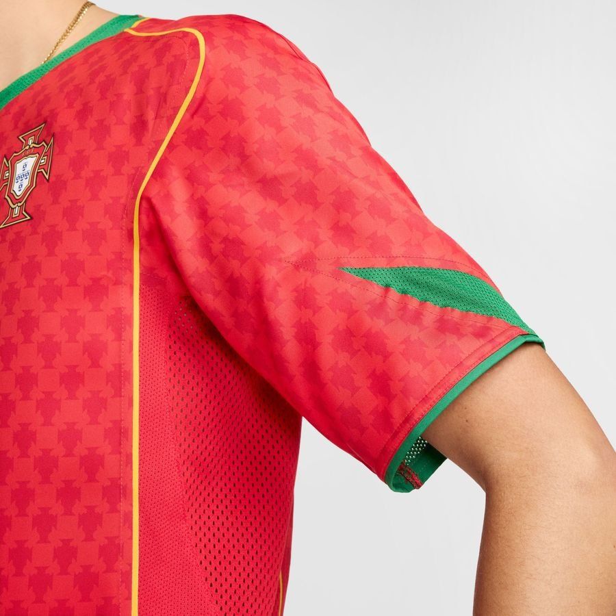 Portugal Maillot Domicile EURO 2004 Reissue