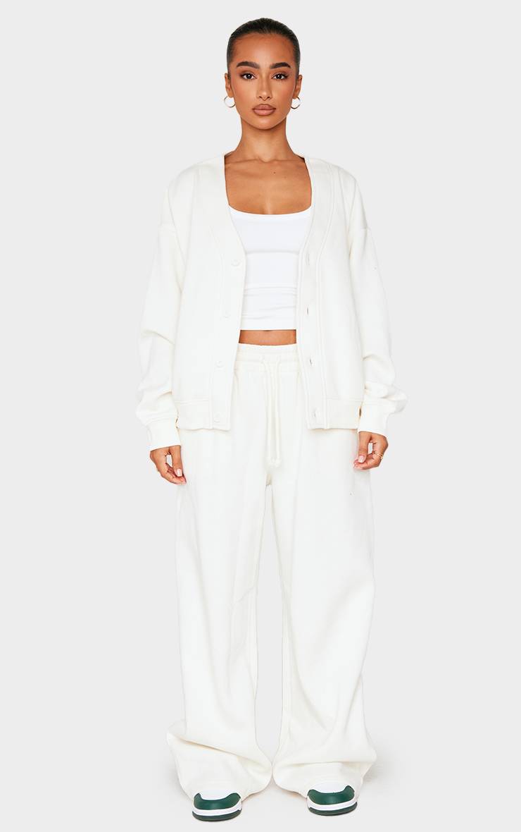 Crème Sweat Petite Avec Boutons Et Poches Latérales