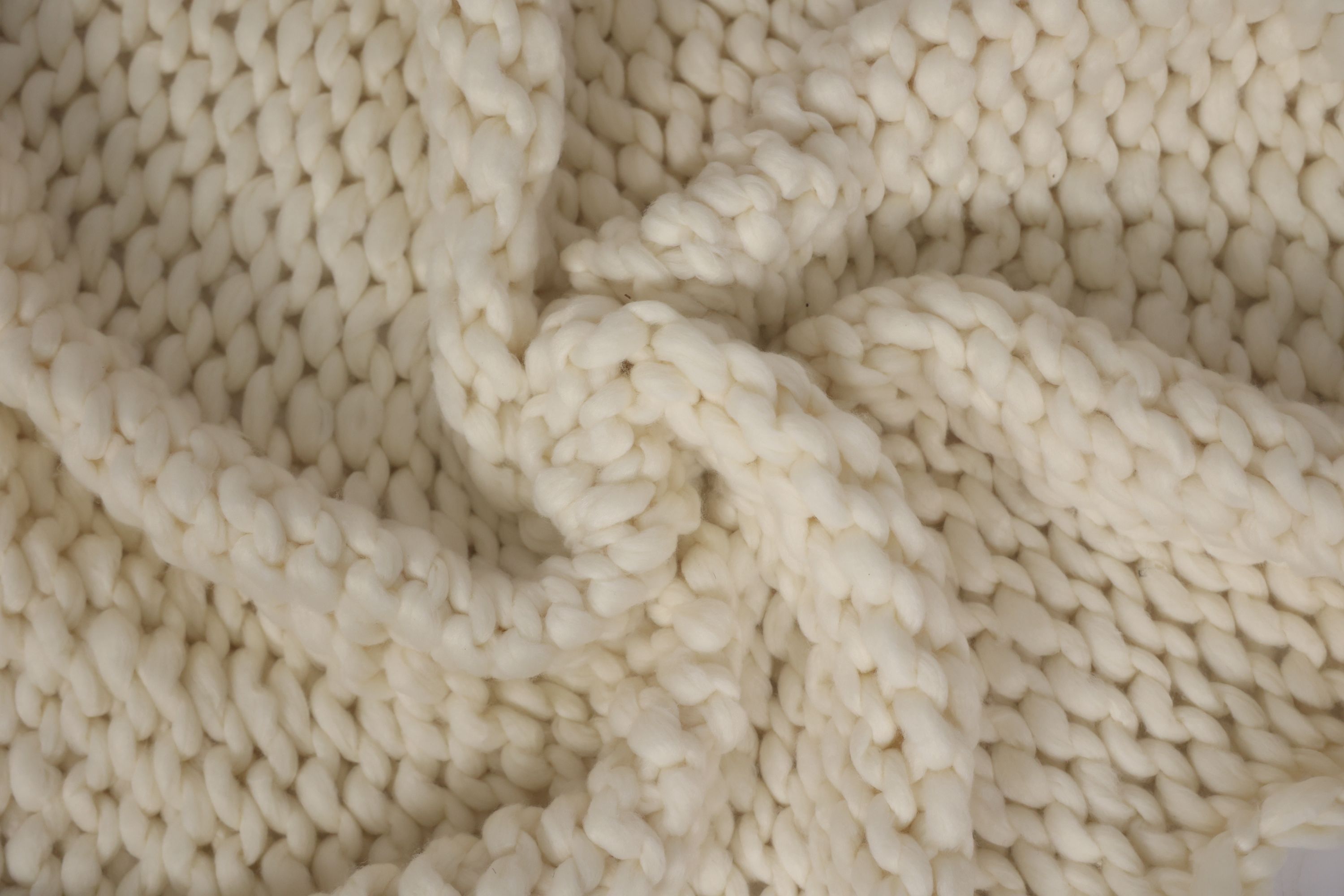 Kuscheldecke Strick 120 x 180 cm creme