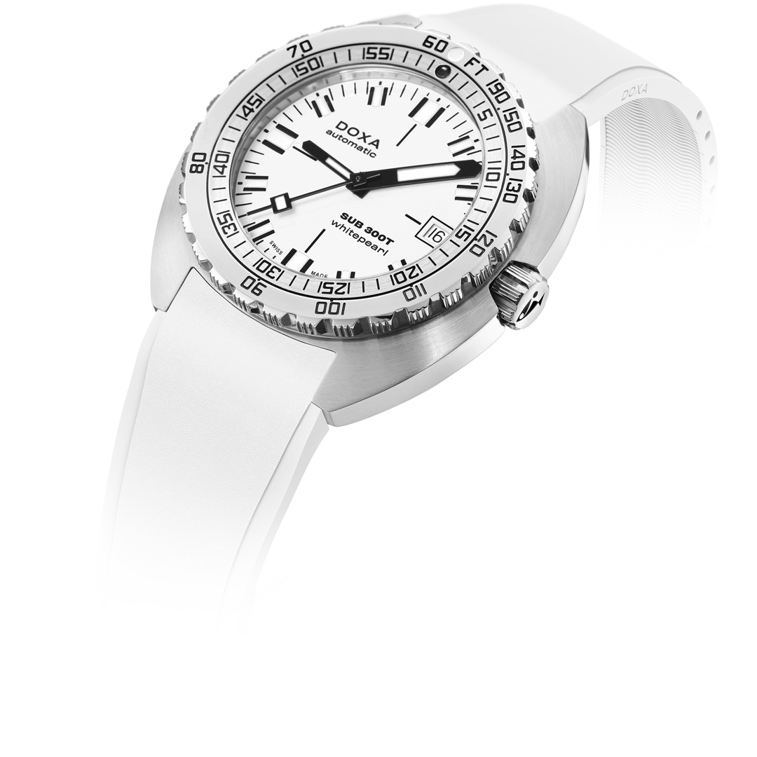 Doxa SUB 300T Whitepearl