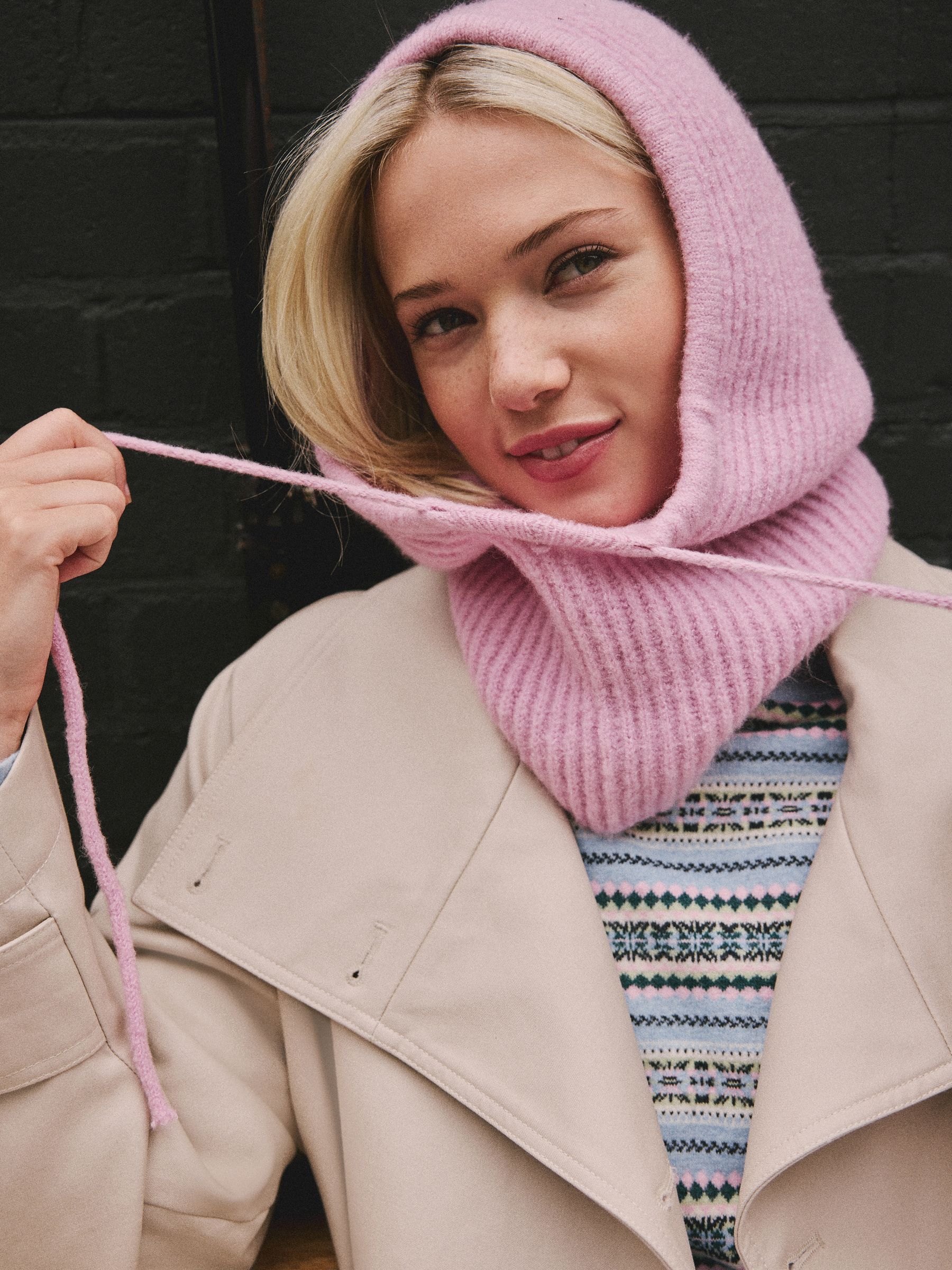Roze - Ribbed Bonnet Hat