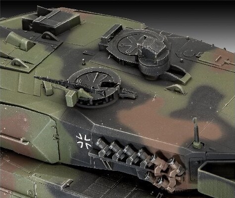 Revell - Leopard 2 A6 Tank Byggesæt - 1:35 - 03281