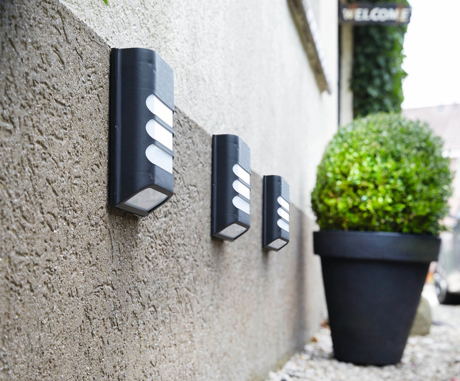 Luxform Lighting solar wandlamp Indiana zwart 11 x 4,9 x 16 cm