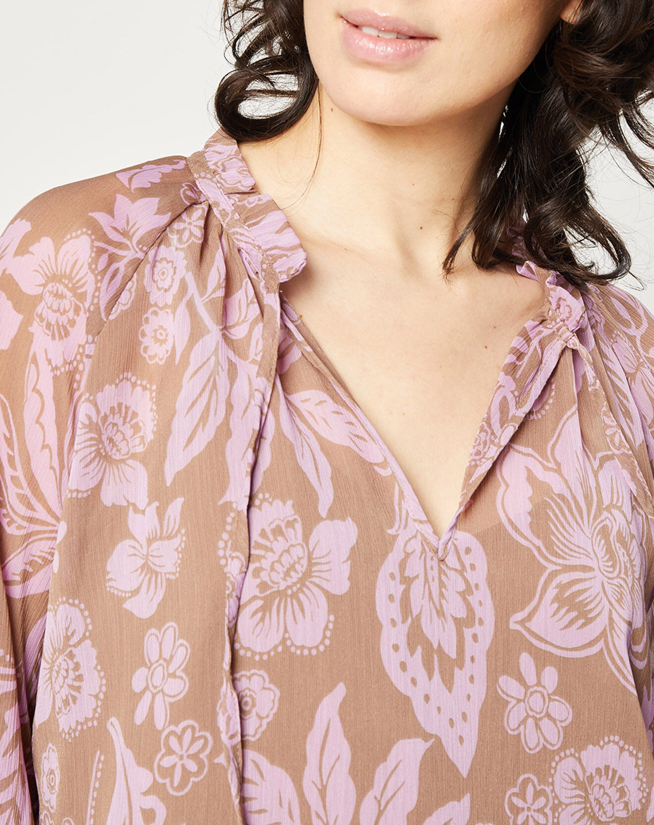 Esprit Blouse fluide à manches longues à Fleurs taupe/rose