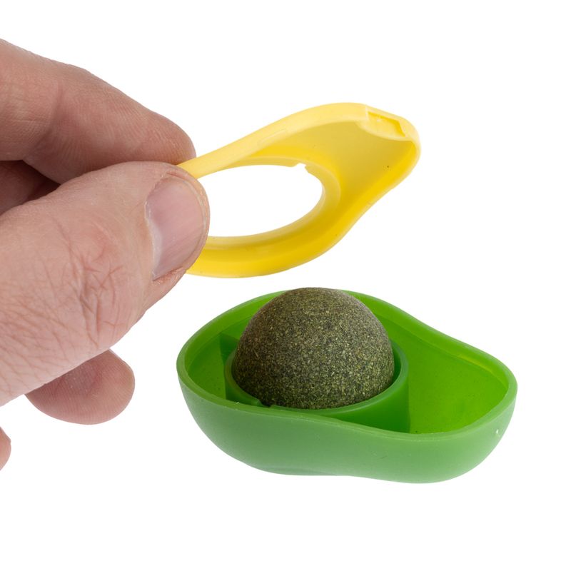 Jouet TIAKI Avocat avec balle de menthe à chat