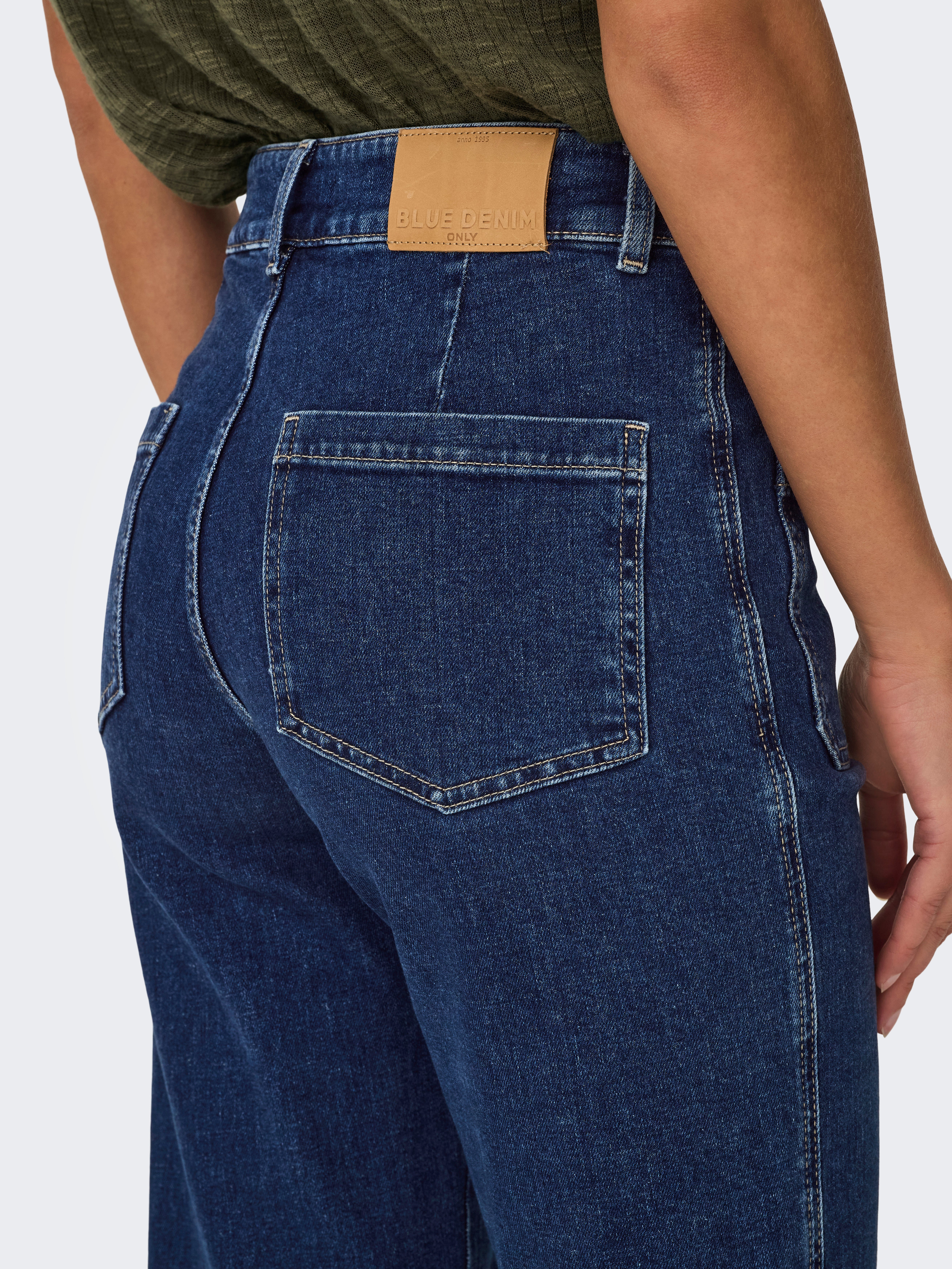 ONLJUICY Hohe Taille Weiter Beinschnitt Jeans Dark Blue Denim