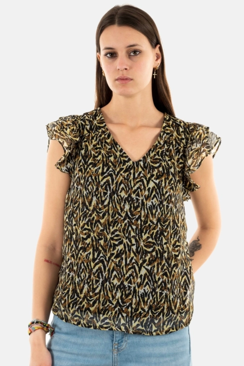 tee shirt only eliza toasted coconut