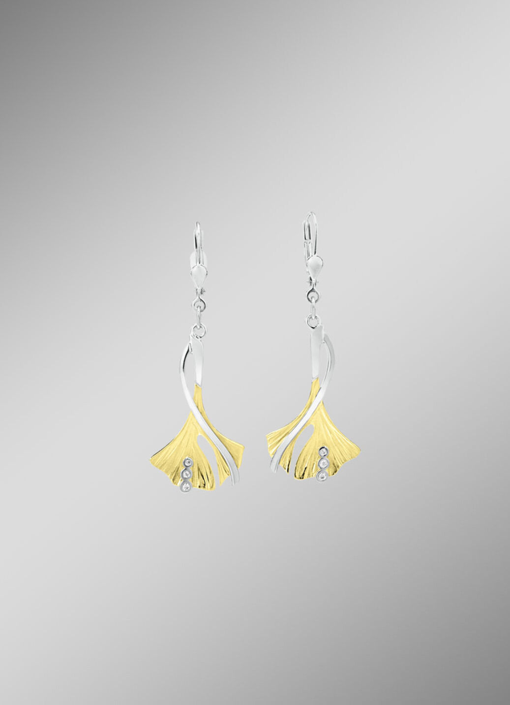 Ohrringe Ginkgoblatt in Bicolor mit synth. Zirkonia