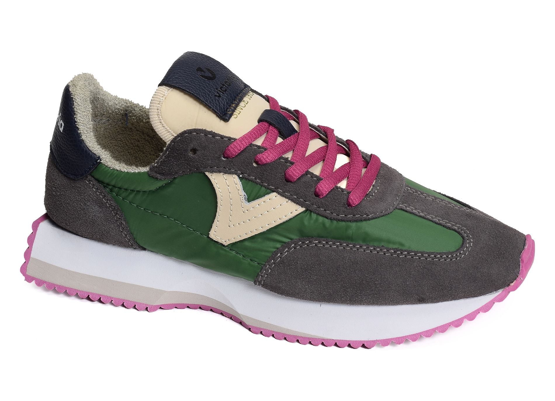 1134104 gris vert